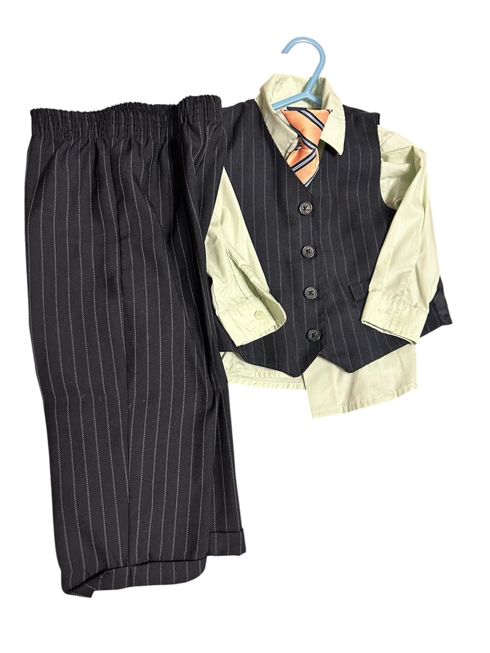 Toddler boys 3 piece suit size 24 months